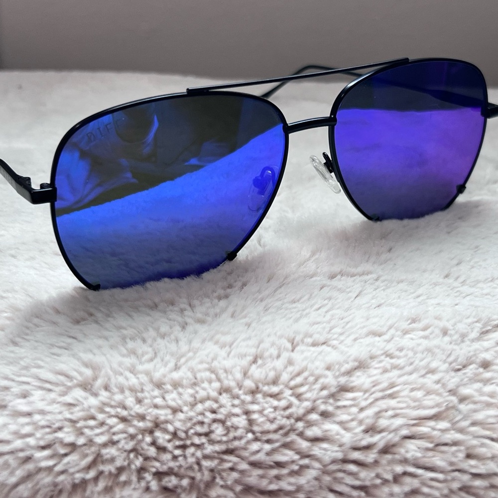 Diff Sunglasses - image 2